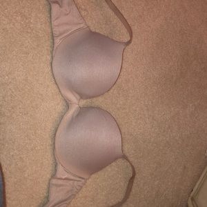 Victoria’s Secret Pink 34C nude bra